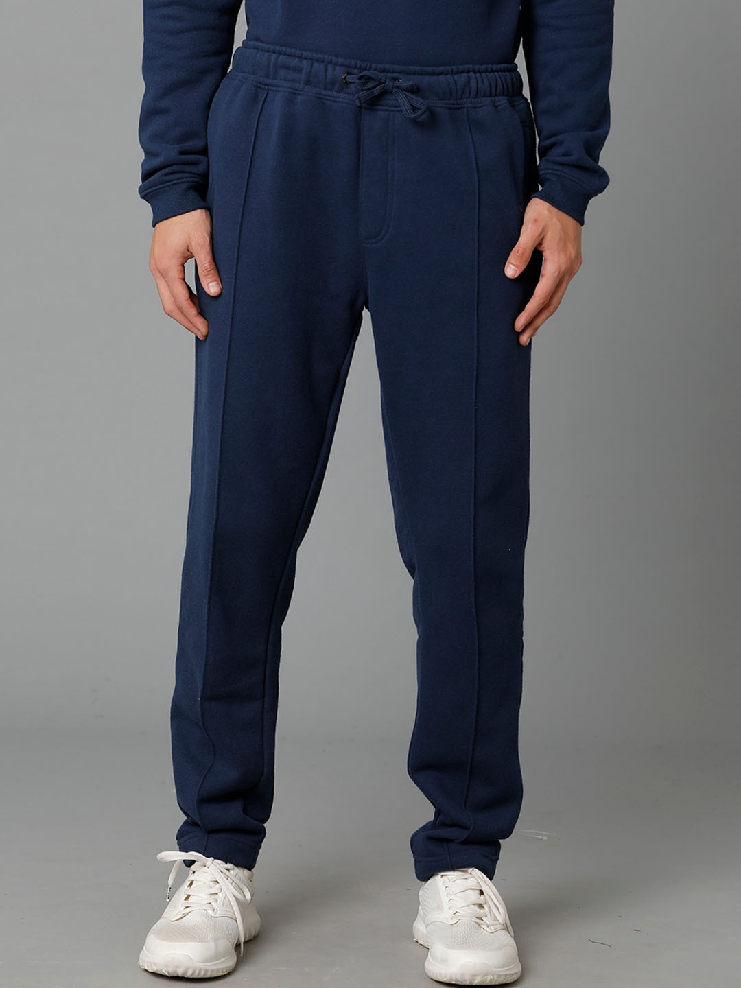 

Voi Jeans Men Mid-Rise Sports Track Pants, Navy blue