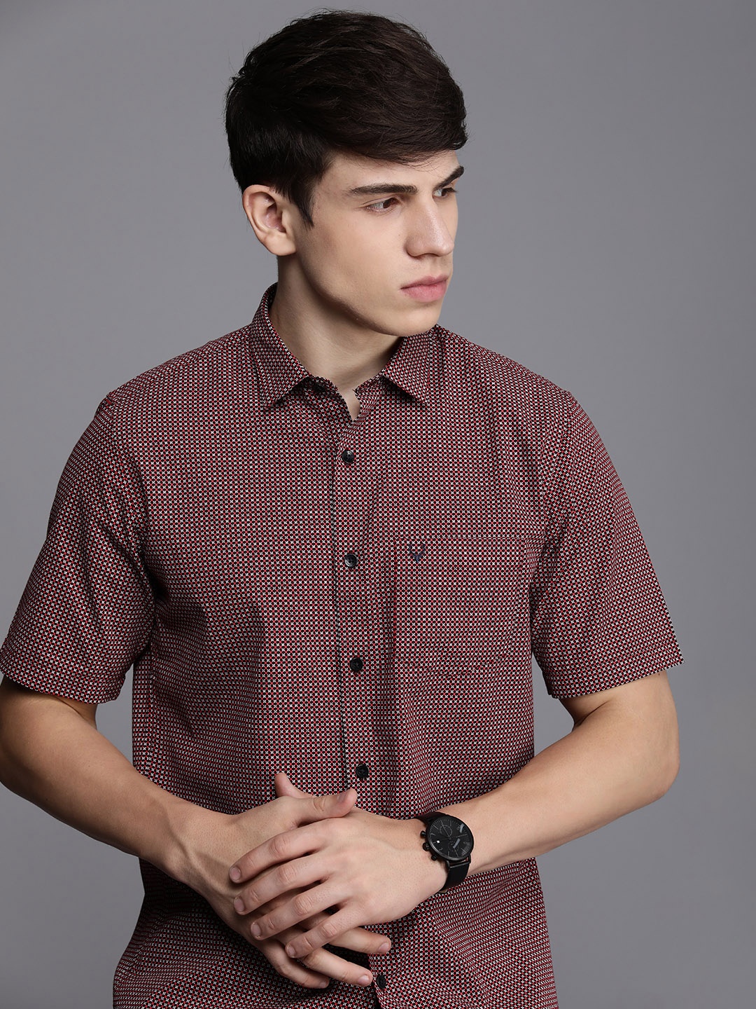 

Allen Solly Men Slim Fit Opaque Printed Pure Cotton Casual Shirt, Brown