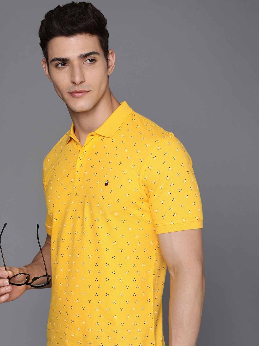 

Louis Philippe Sport Men Yellow Polo Collar Slim Fit T-shirt