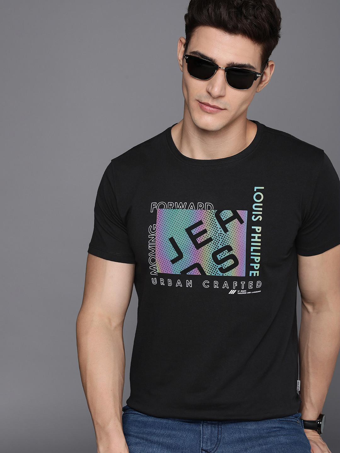 

Louis Philippe Sport Men Navy Blue Printed Slim Fit T-shirt