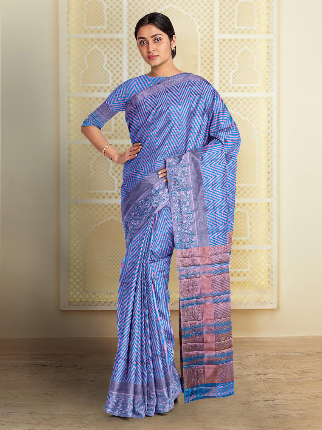 

Kalamandir Geometric Printed Saree, Blue