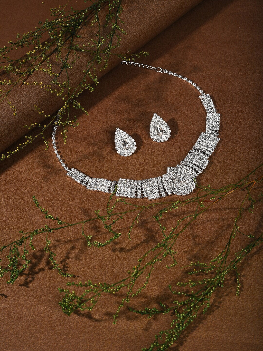 

SOHI Silver-Plated Stone Studded Jewellery Set