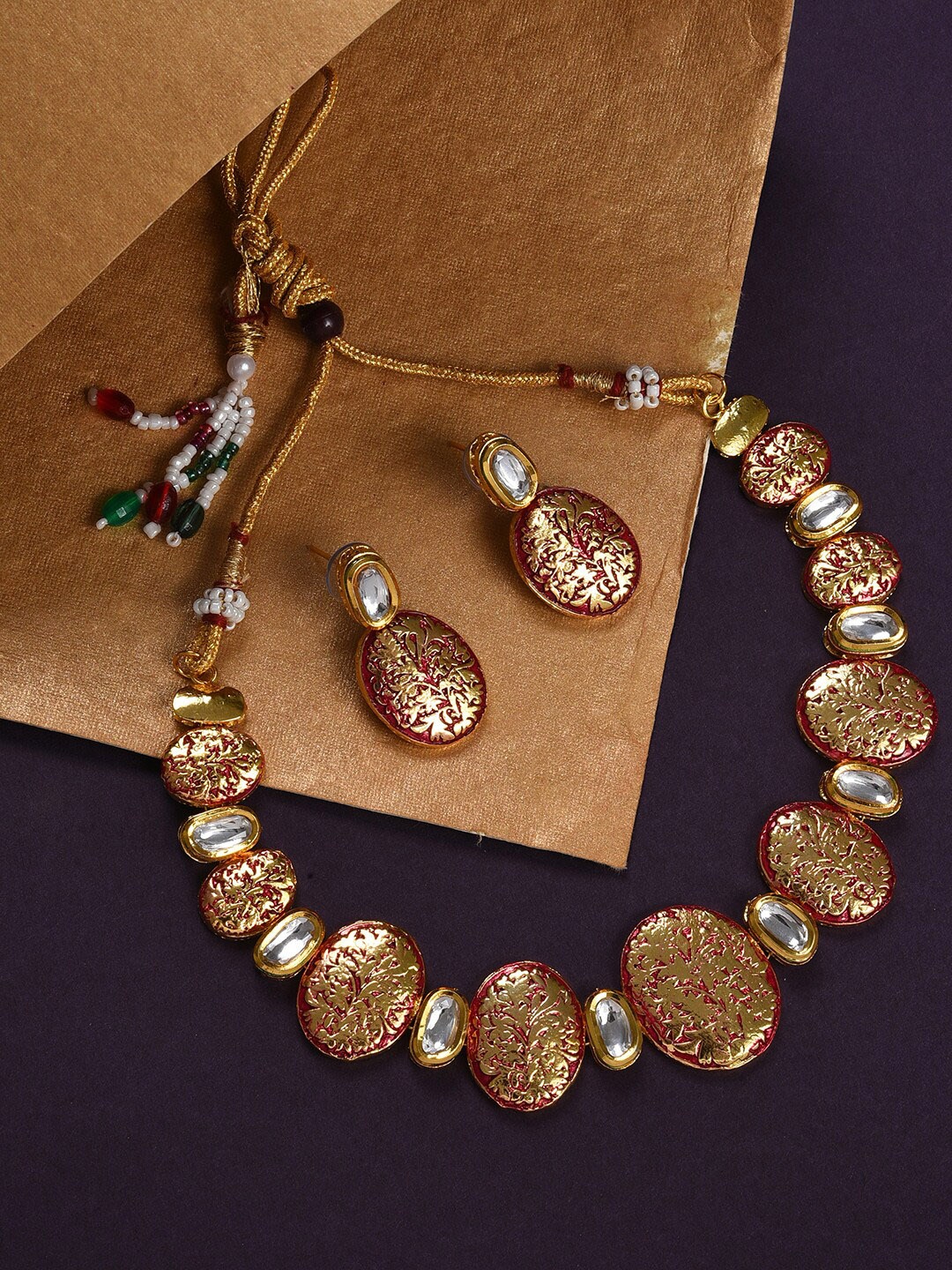 

SOHI Gold-Plated Kundan-Studded Necklace & Earrings