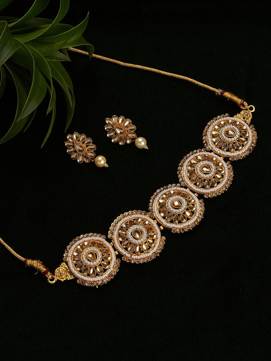 

SOHI Gold-Plated Stones Studded & Beaded Jewellery Set