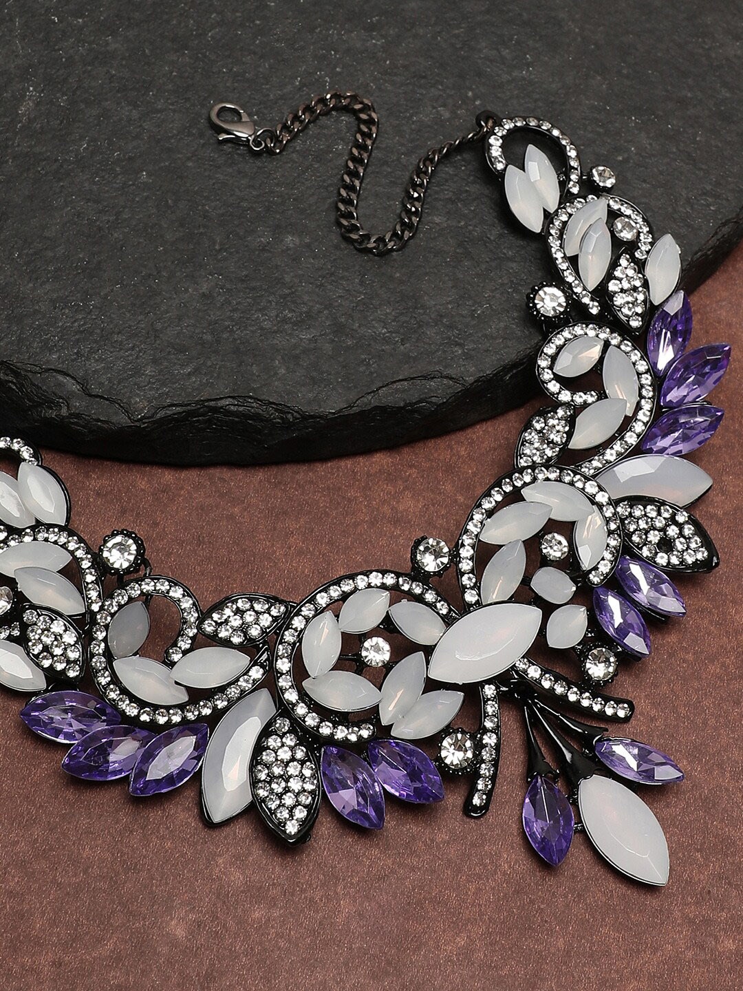 

SOHI Silver Plated Oxidised Necklace