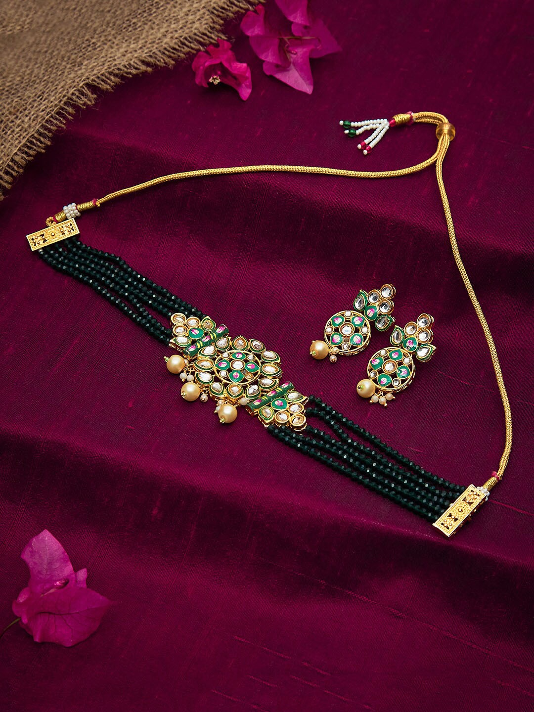 

SOHI Gold-Plated Kundan-Studded & Beaded Jewellery Set