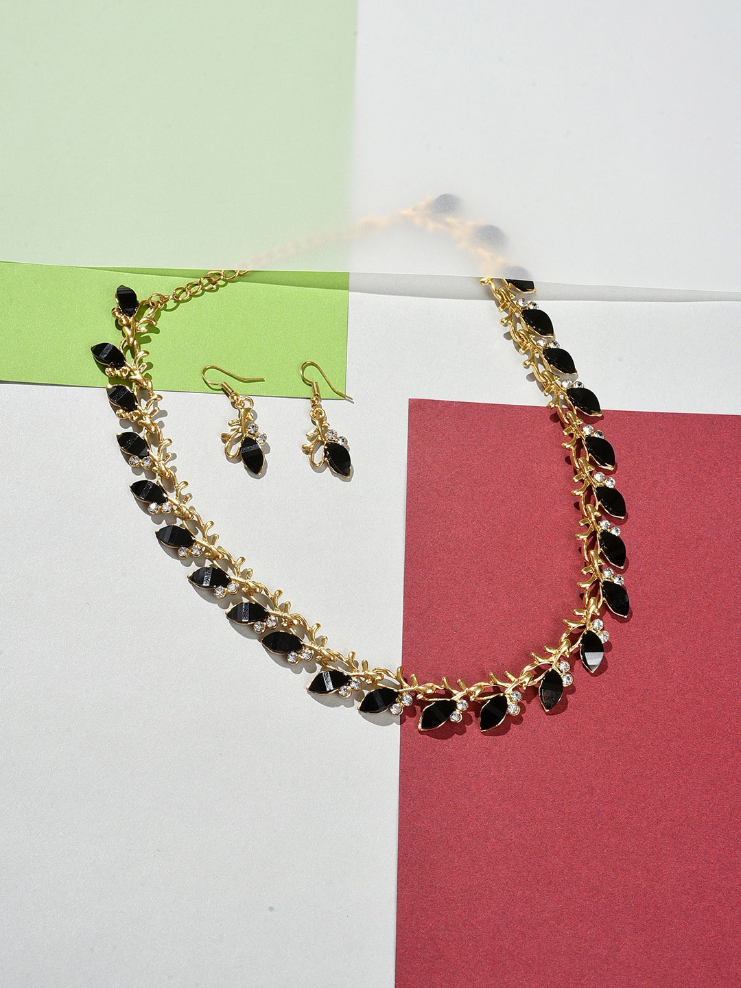 

SOHI Gold-Plated Stones-Studded Jewellery Set