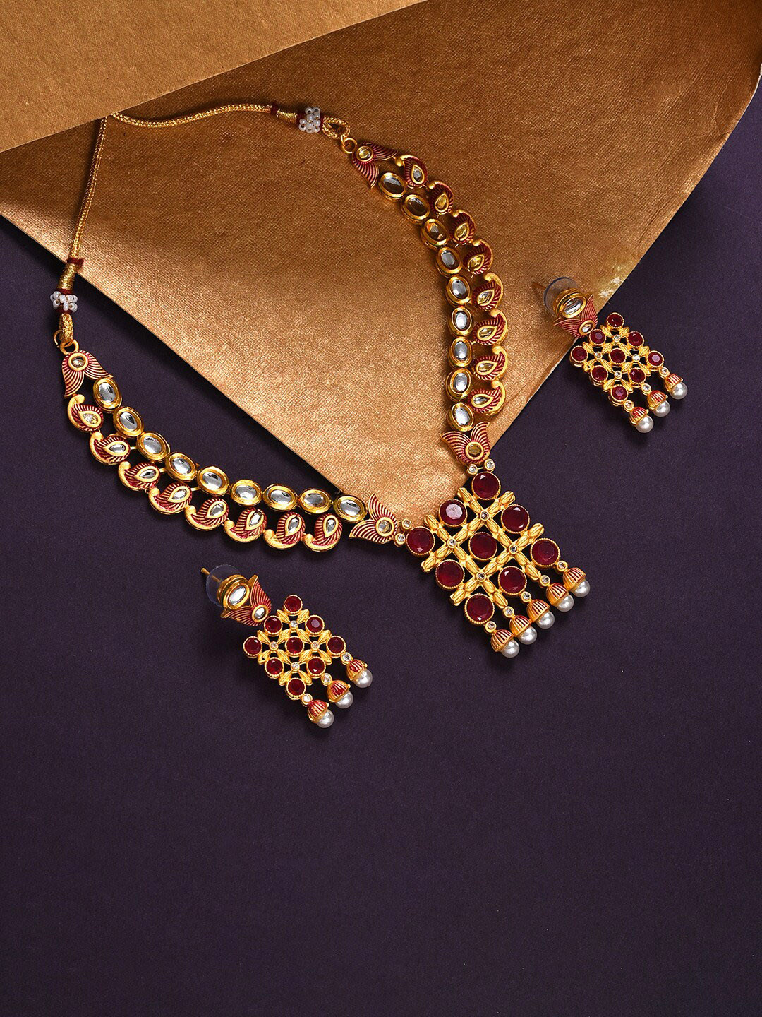 

SOHI Gold-Plated Kundan-Studded Jewellery Set