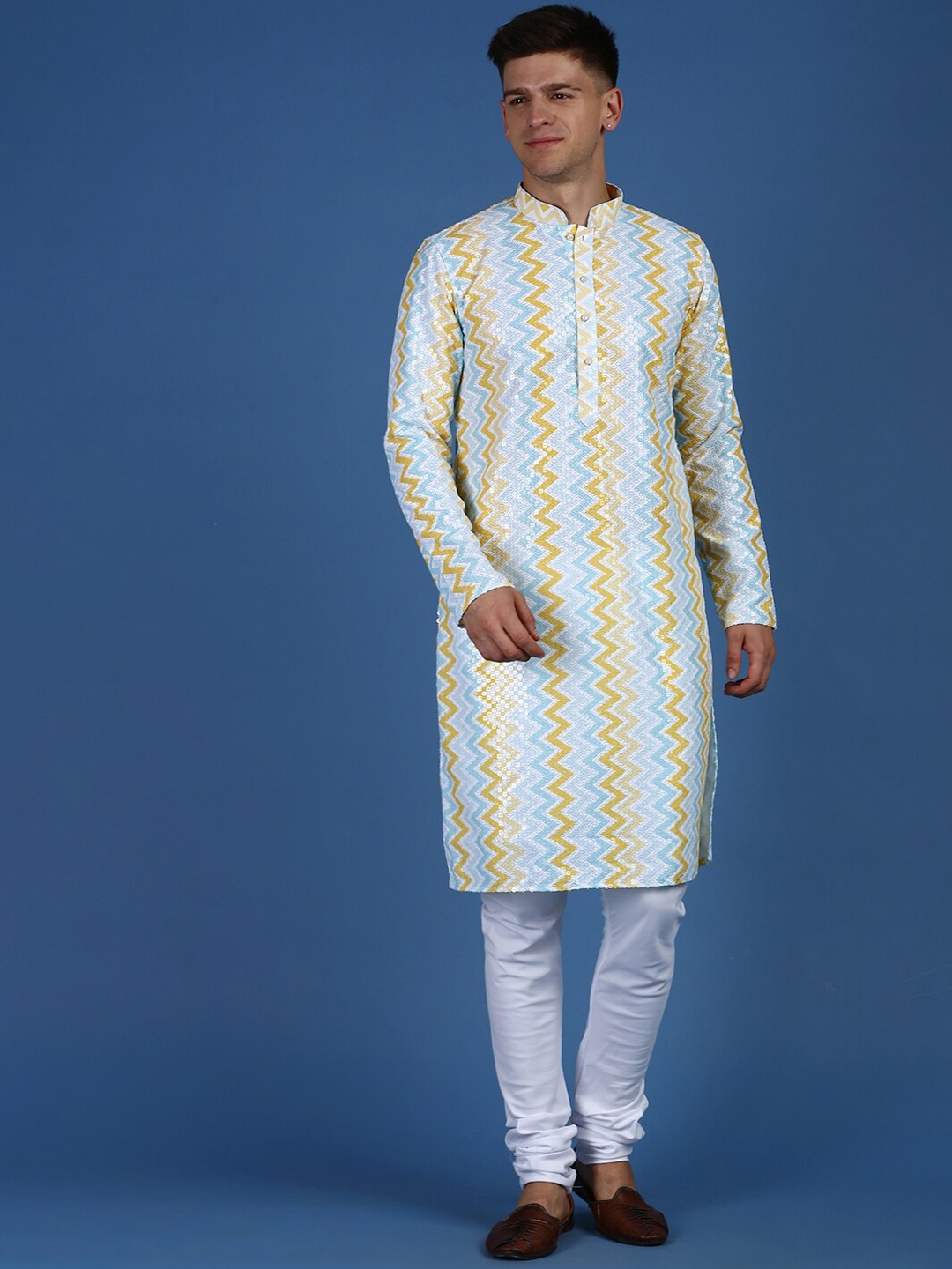 

Sanwara Chevron Embroidered Sequinned Pure Cotton Kurta with Churidar, Turquoise blue