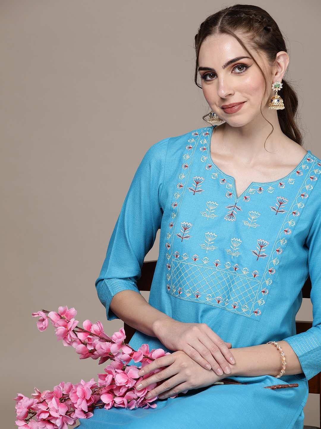 

Anouk Ethnic Motifs Embroidered Regular Thread Work Pure Cotton Kurta With Trousers, Turquoise blue