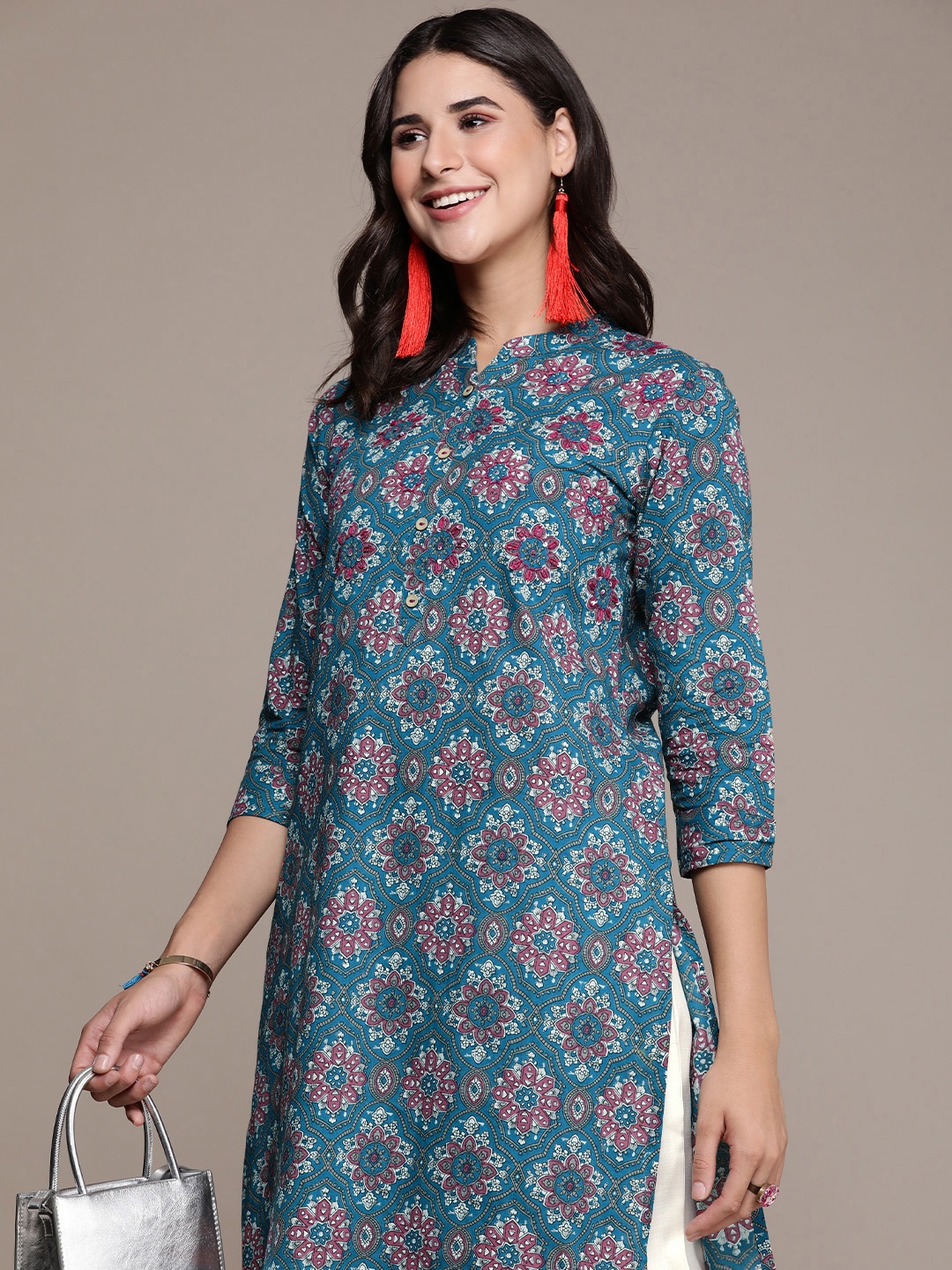 

Anouk Women Ethnic Motifs Printed Regular Sequinned Pure Cotton Kurta with Trousers, Blue