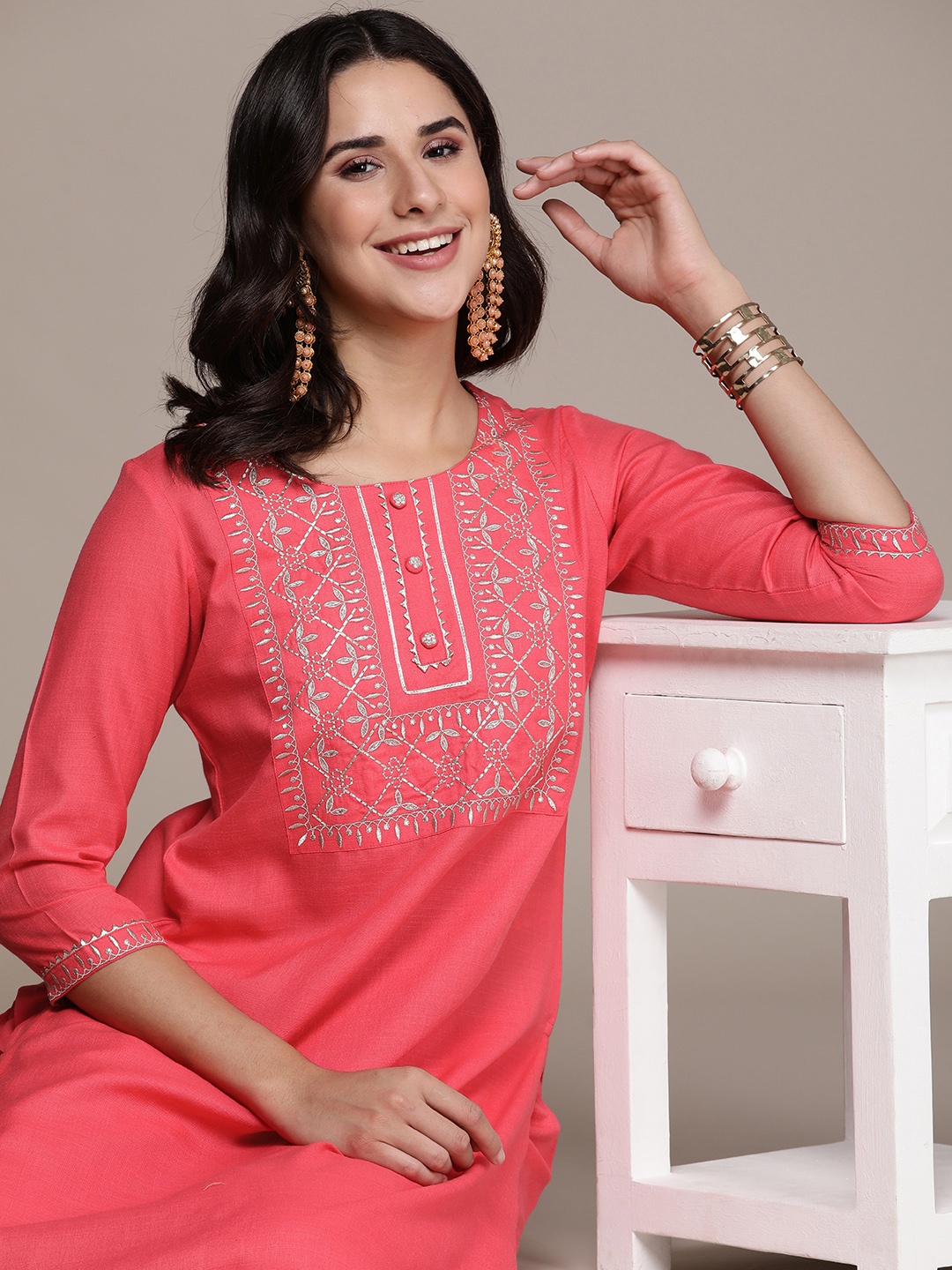 

Anouk Women Ethnic Motifs Yoke Design Regular Gotta Patti Cotton Kurta with Trousers, Red