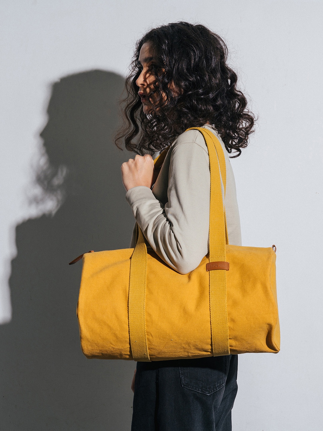 

DailyObjects Gym Duffel Bag, Yellow