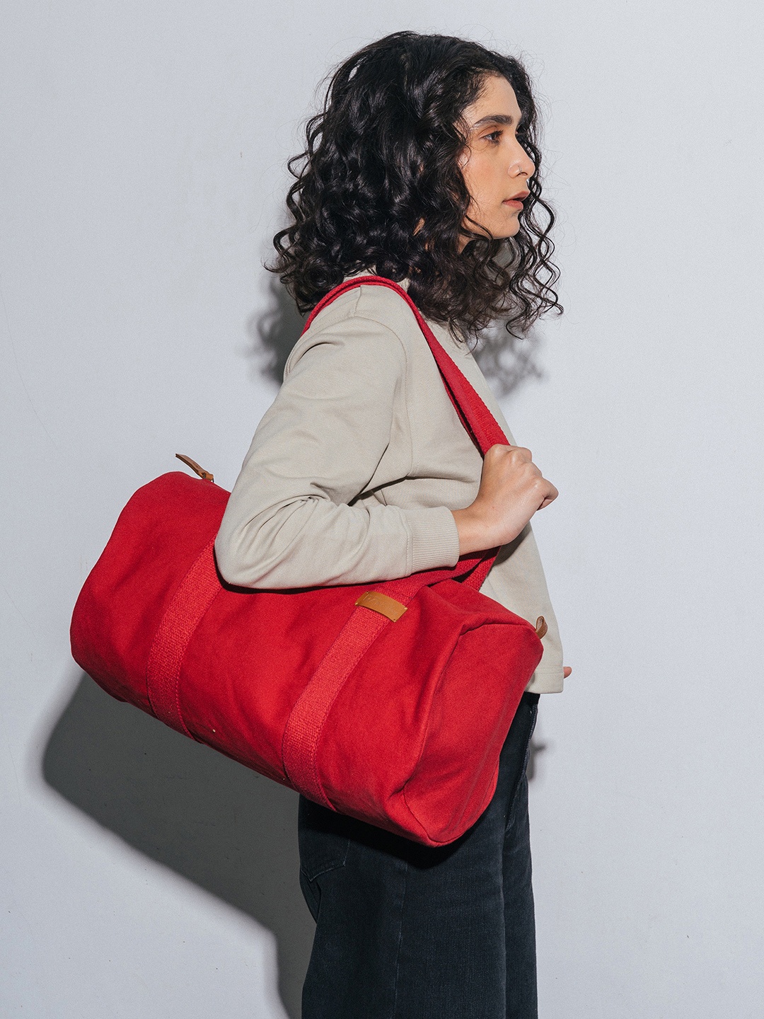 

DailyObjects Cotton Canvas Duffel Bag, Red
