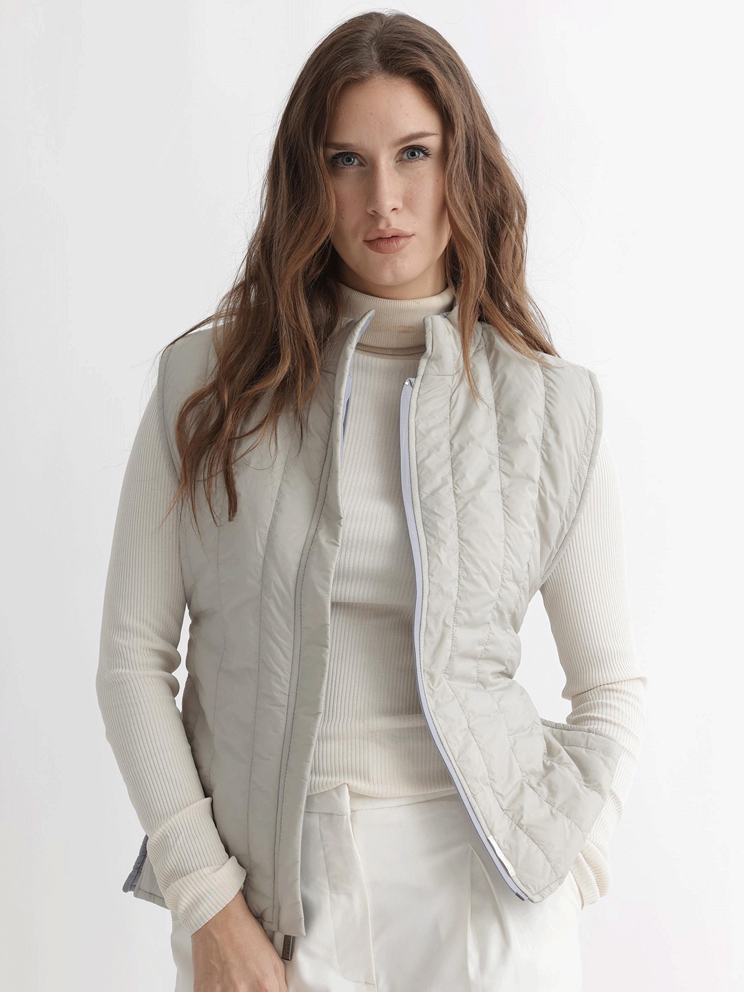 

RAREISM Sleeveless Padded Jacket, Grey
