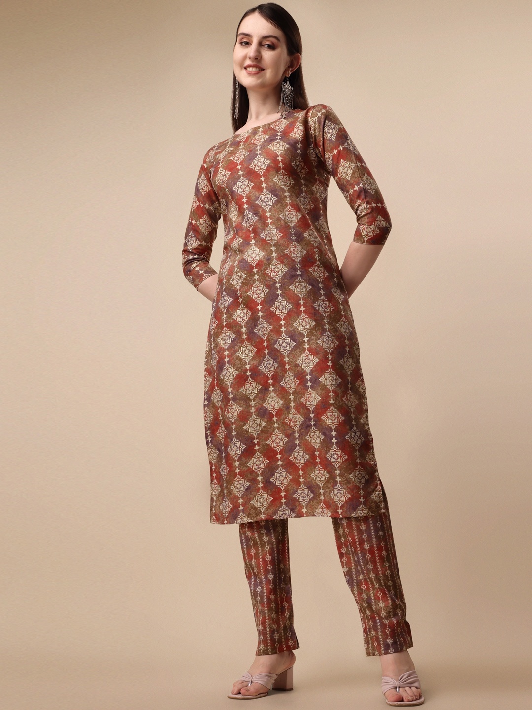 

Fashion Basket Ethnic Motifs Printed Kurta with Trousers, Brown