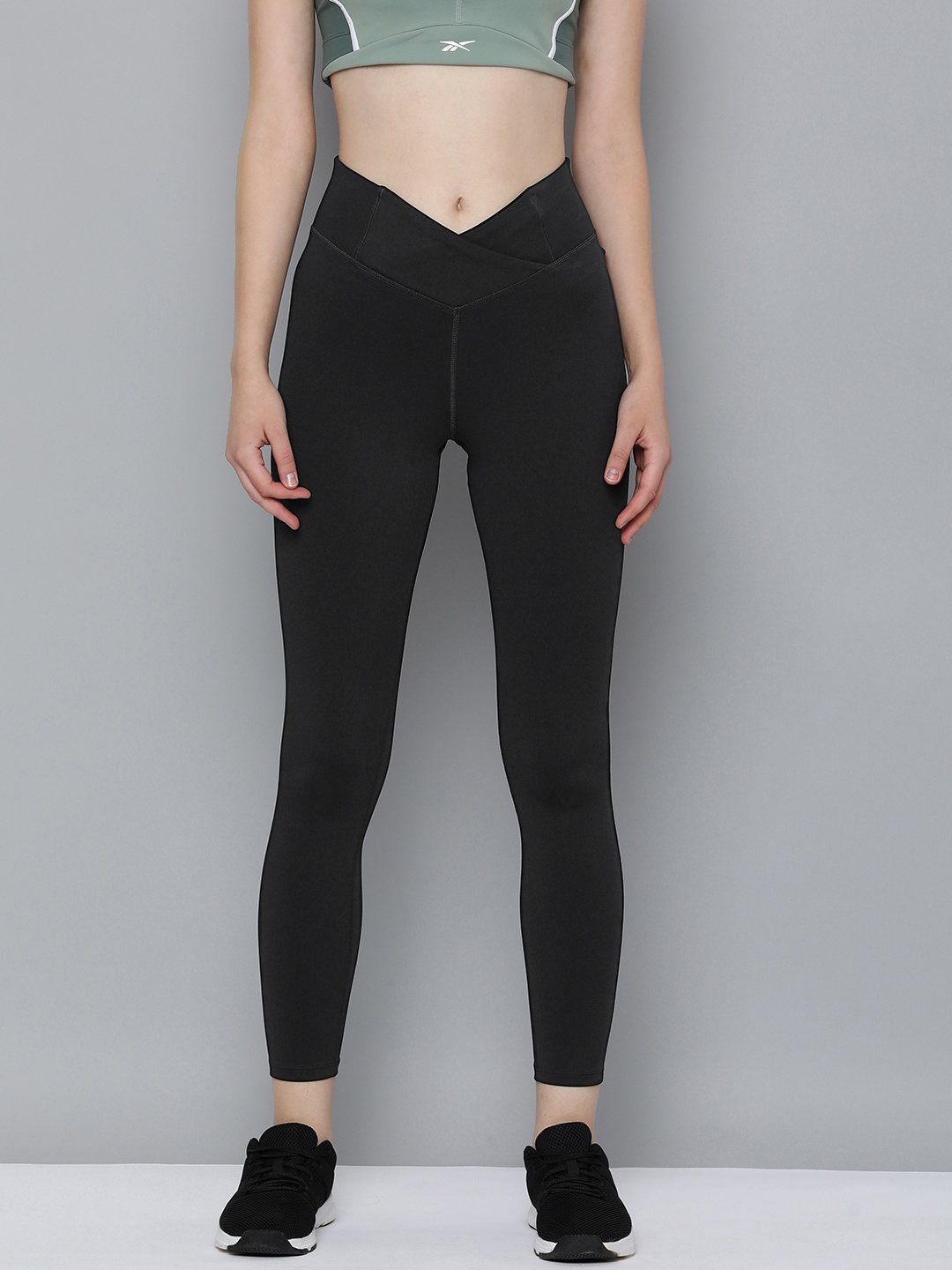 

Reebok Cropped Sports Tights, Black