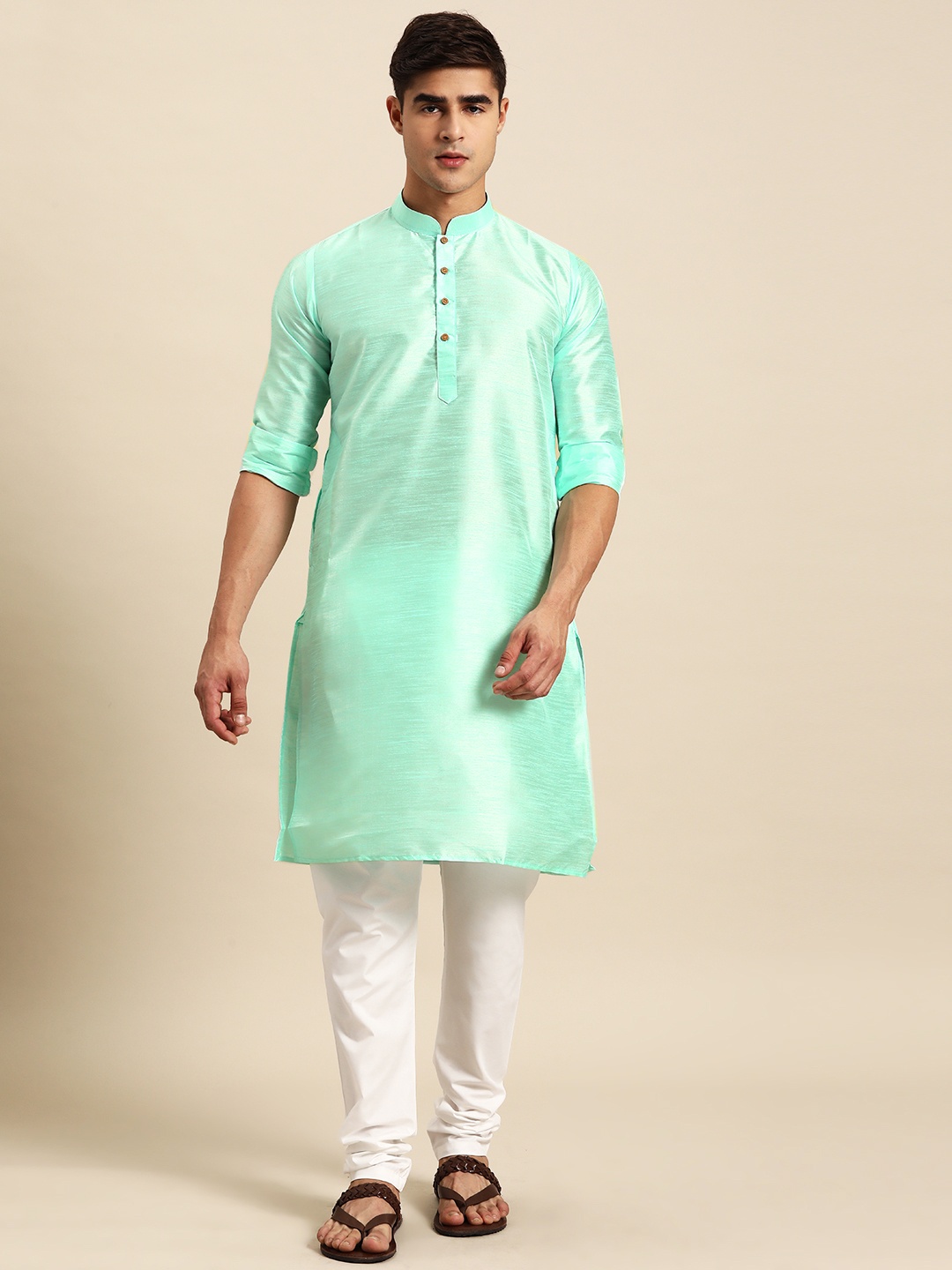 

RAJUBHAI HARGOVINDAS Men Mandarin Collar Pure Silk Kurta, Turquoise blue