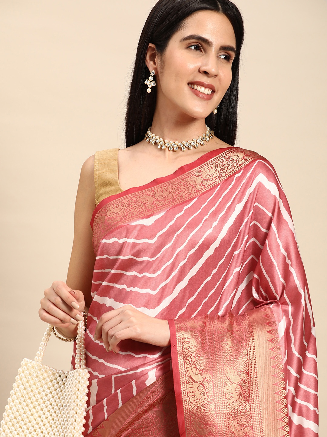 

VASTRANAND Leheriya Printed Zari Silk Blend Banarasi Saree, Peach