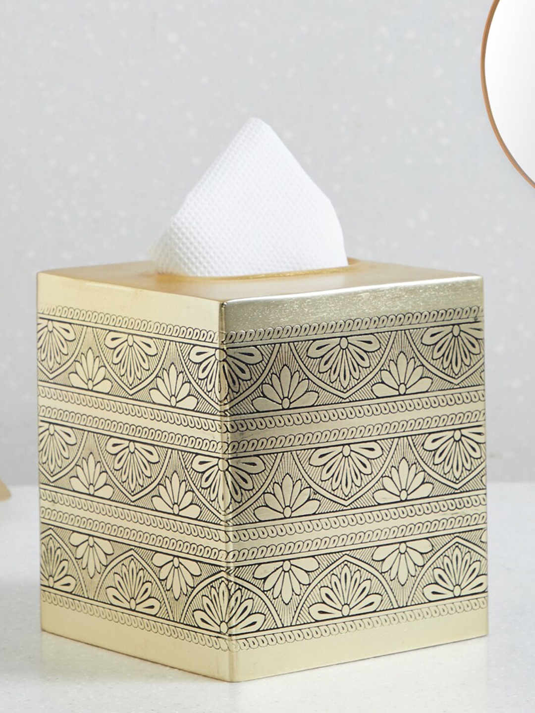 

Home Centre Nova Hoovu Gold Toned Metal Tissue Holder
