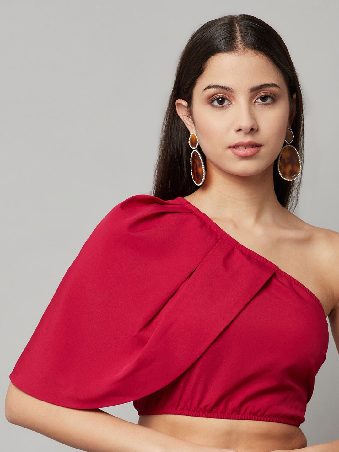 

ATTIC SALT One Shoulder Cape Sleeves Crop Top, Red