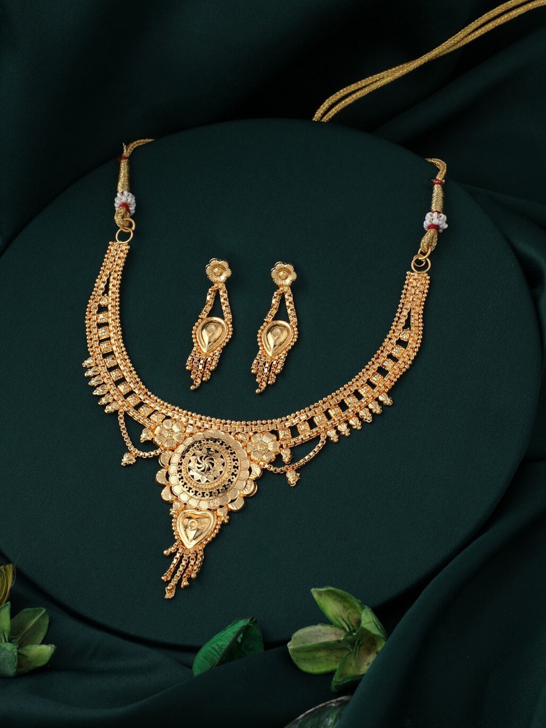 

Vita Bella Gold-Plated Necklace & Earrings