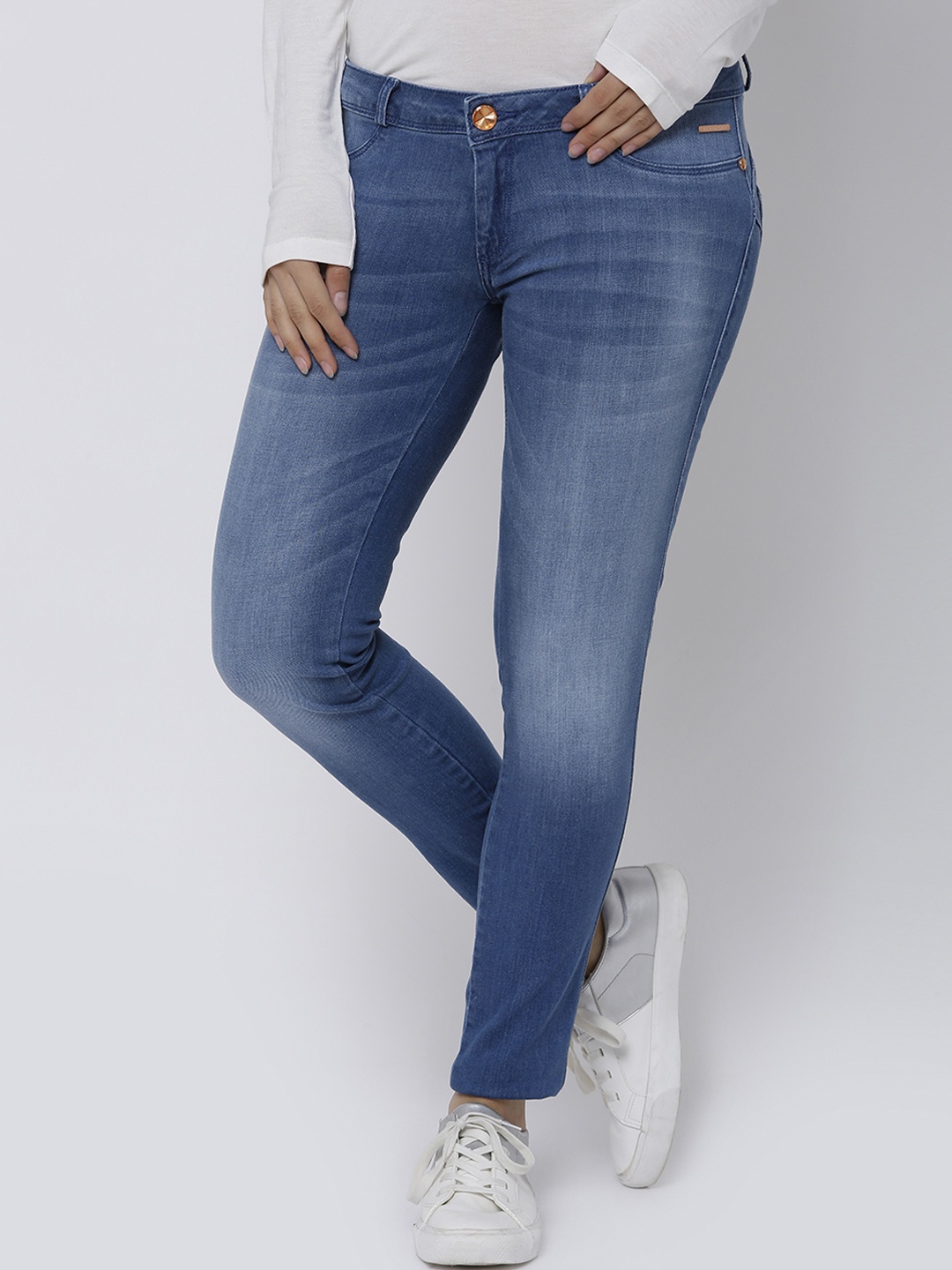 

Tokyo Talkies Women Blue Skinny Fit Mid-Rise Clean Look Stretchable Jeans