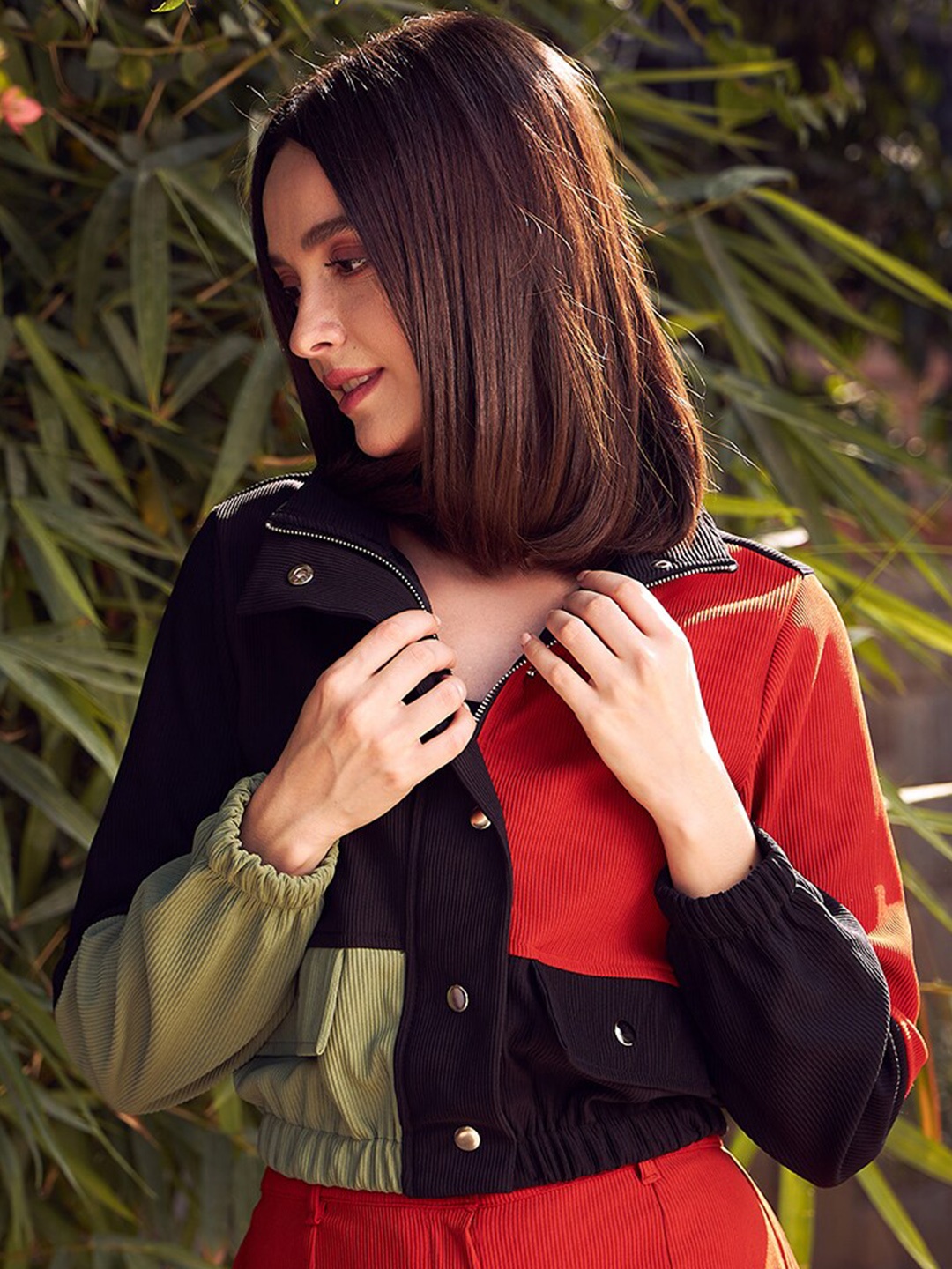 

KASSUALLY Red & Black Colourblocked Crop Tailored Jacket