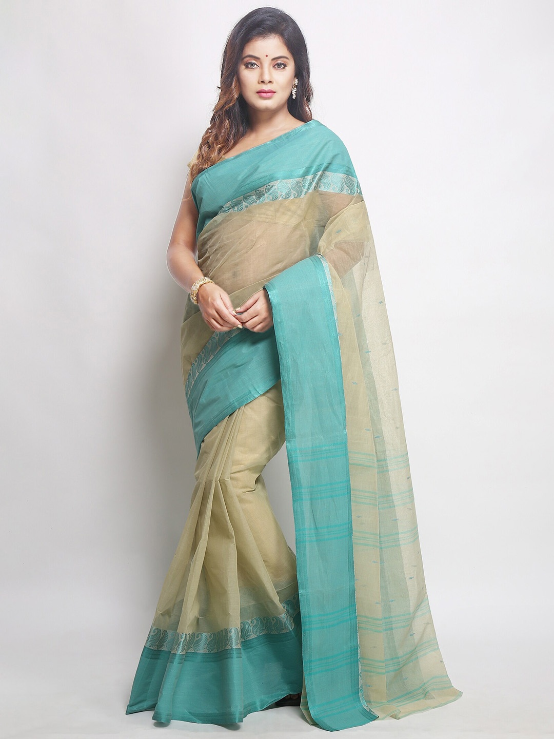 

WoodenTant Pure Cotton Taant Saree With Paisley Border, Beige