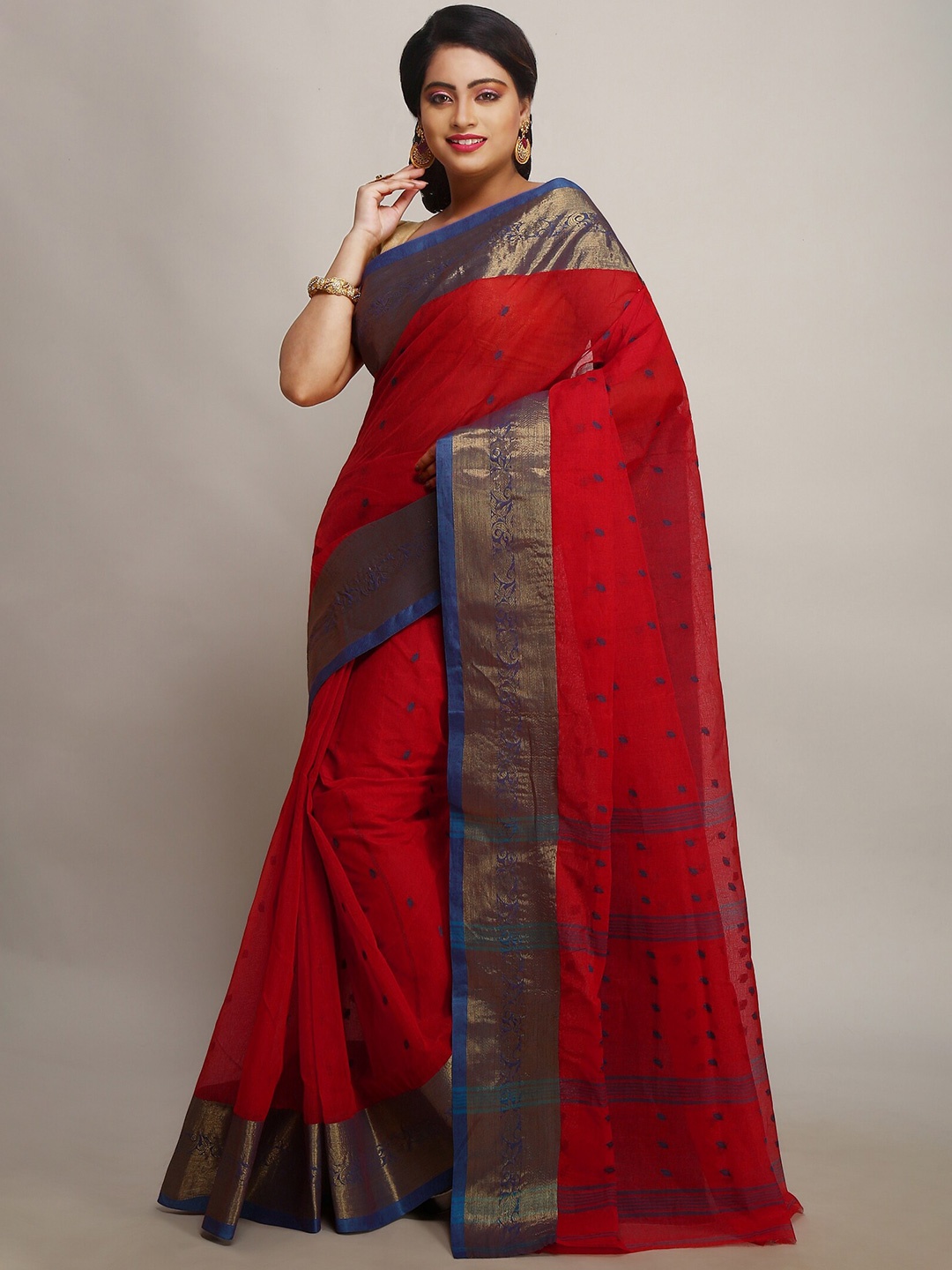 

WoodenTant Ethnic Motif Pure Cotton Taant Zari Saree, Red