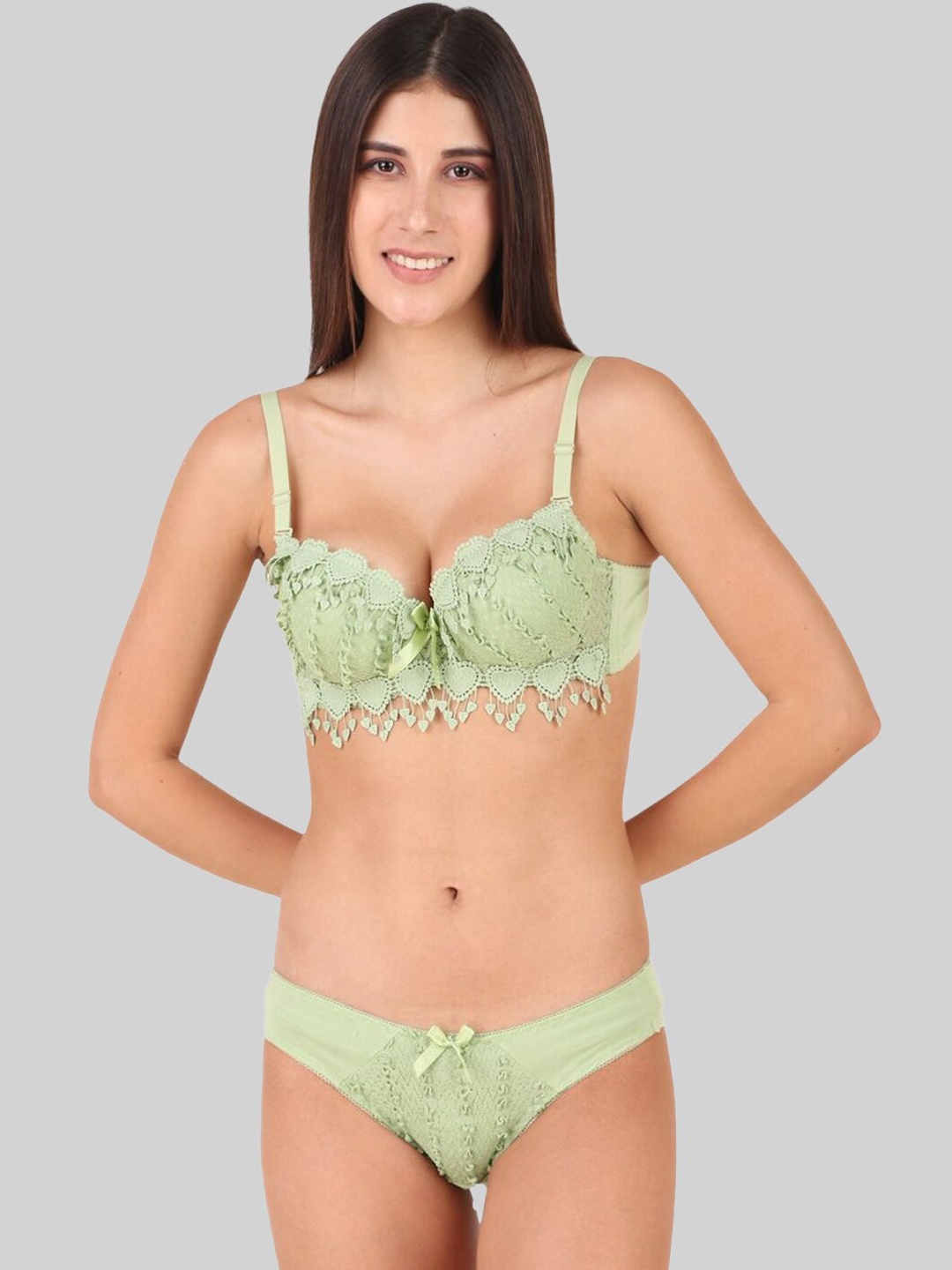 

Secret Lives Underwired Heavily Padded Lace Detailed Lingerie Set, Green