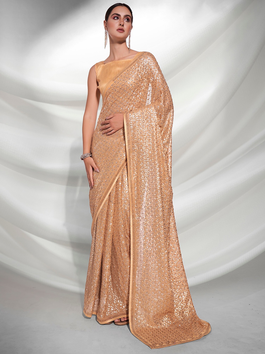 

Kalista Geometric Embellished Sequinned Pure Georgette Saree, Gold