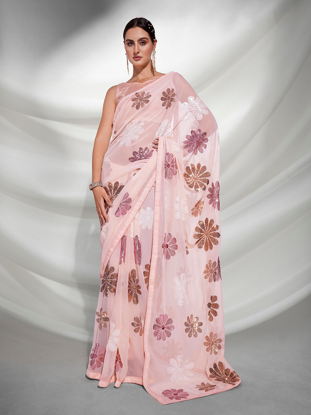 

Kalista Floral Embellished Sequinned Pure Georgette Saree, Peach