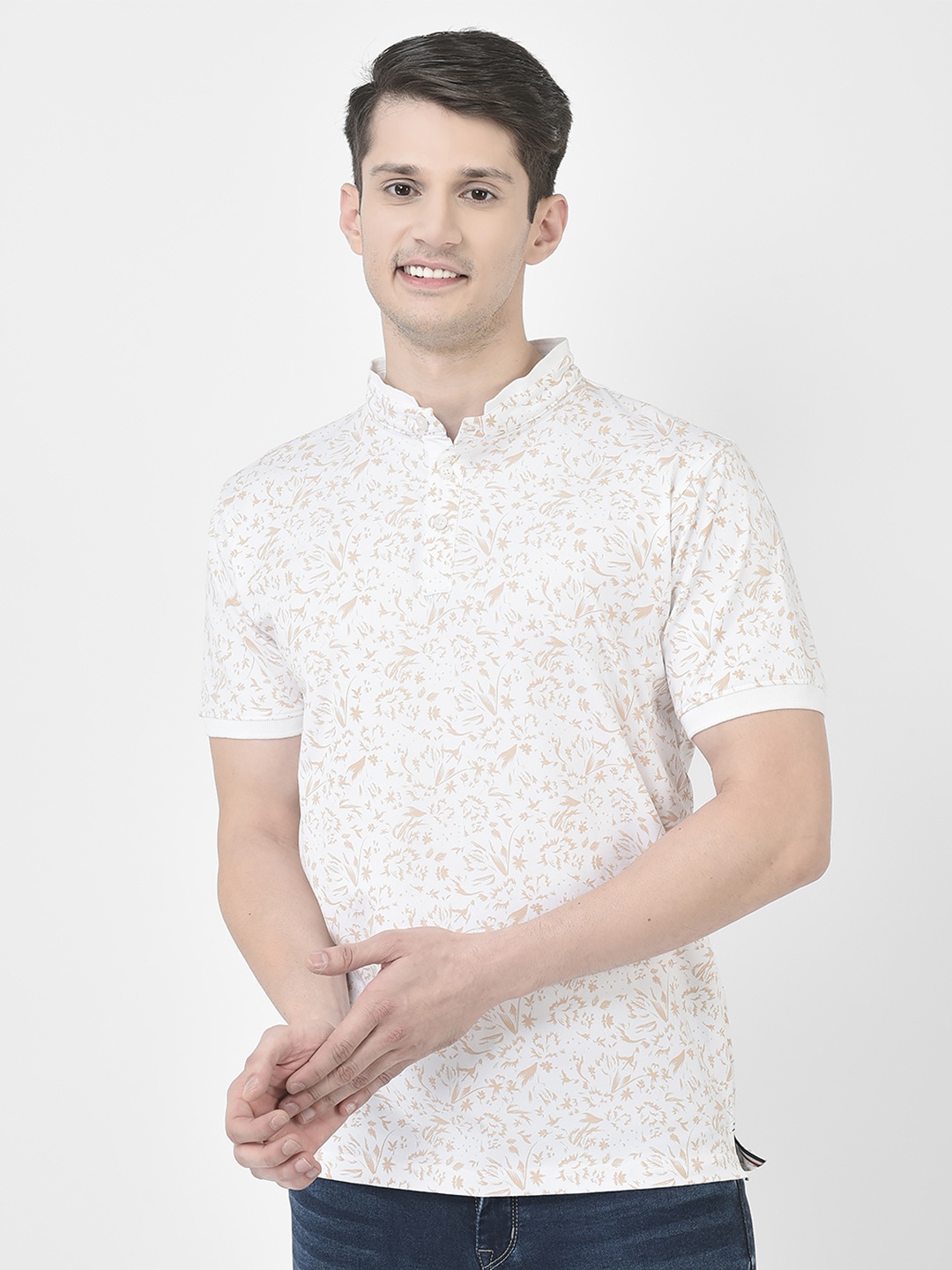 

Crimsoune Club Floral Printed Mandarin Collar T-shirt, White