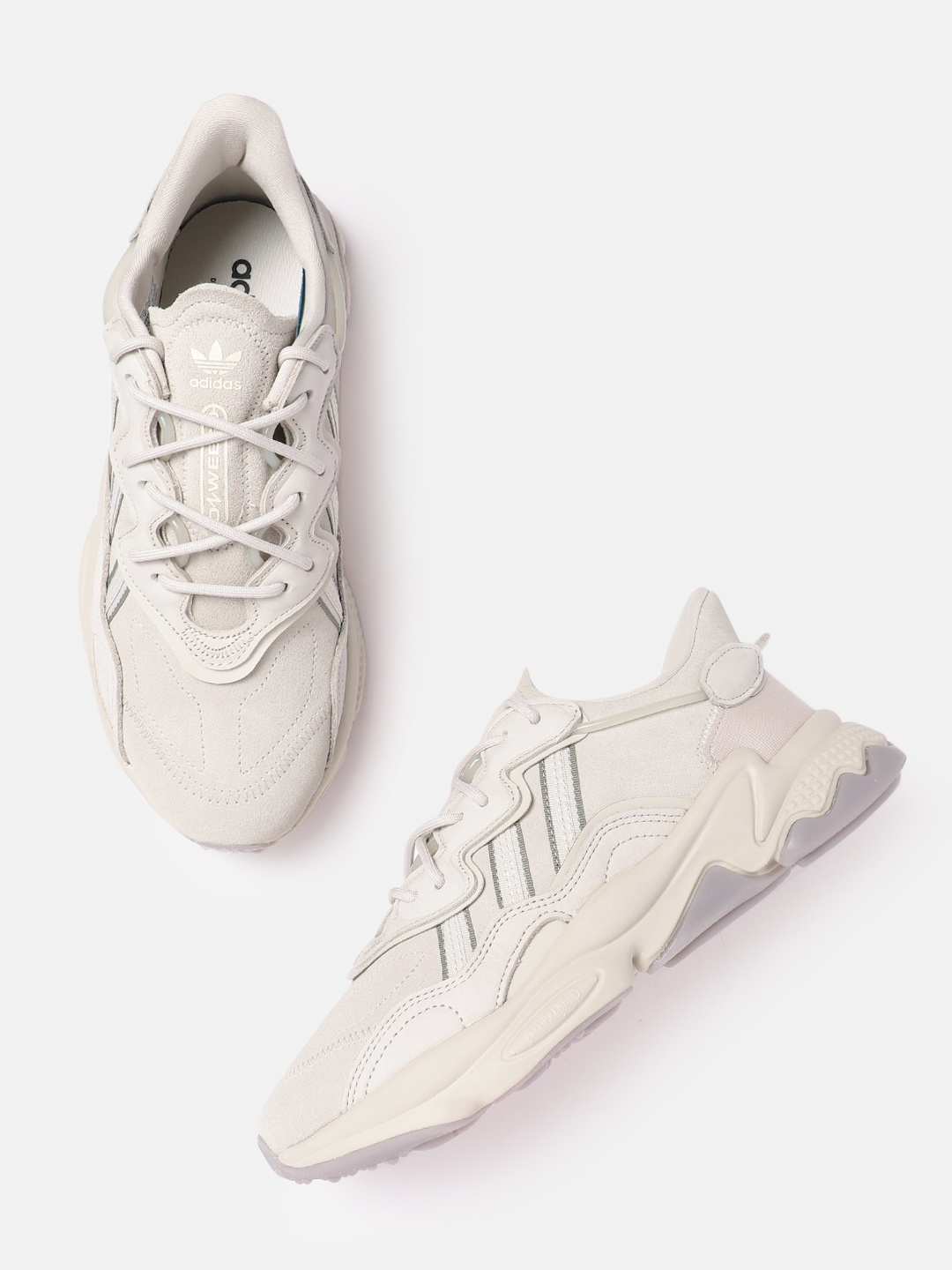 

ADIDAS Originals Women Leather OZWEEGO Sneakers, Off white