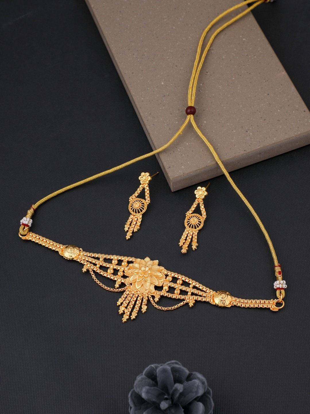 

Vita Bella Gold-Plated Necklace & Earrings