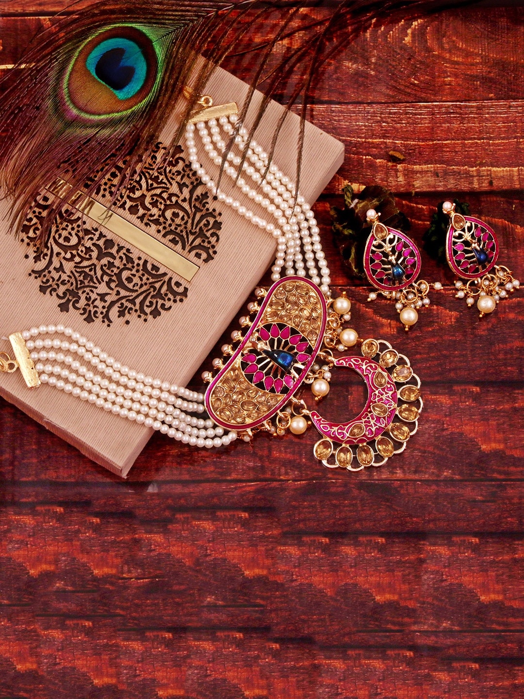 

MANSIYAORANGE Gold-Plated Stone-Studded & Beaded Necklace & Earrings