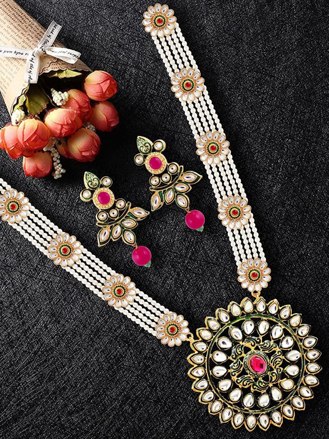 

MANSIYAORANGE Gold-Plated Kundan-Studded & Pearl-Beaded Necklace & Earrings