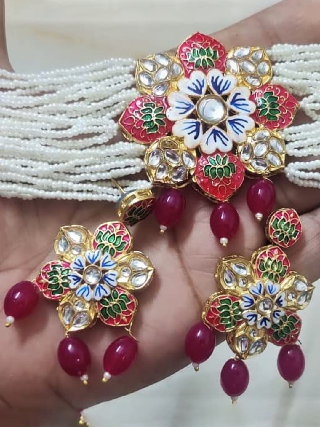 

MANSIYAORANGE Gold-Plated Kundan-Studded & beaded Necklace & Earrings