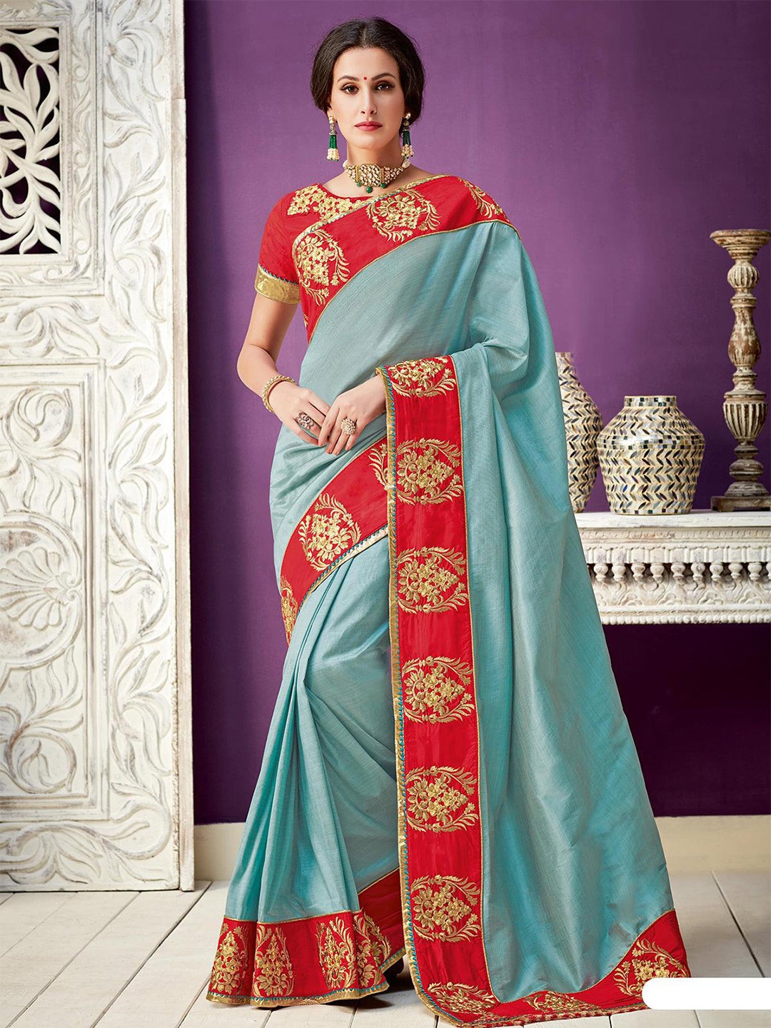 

ODETTE Floral Embroidered Silk Blend Saree With Blouse Piece, Blue