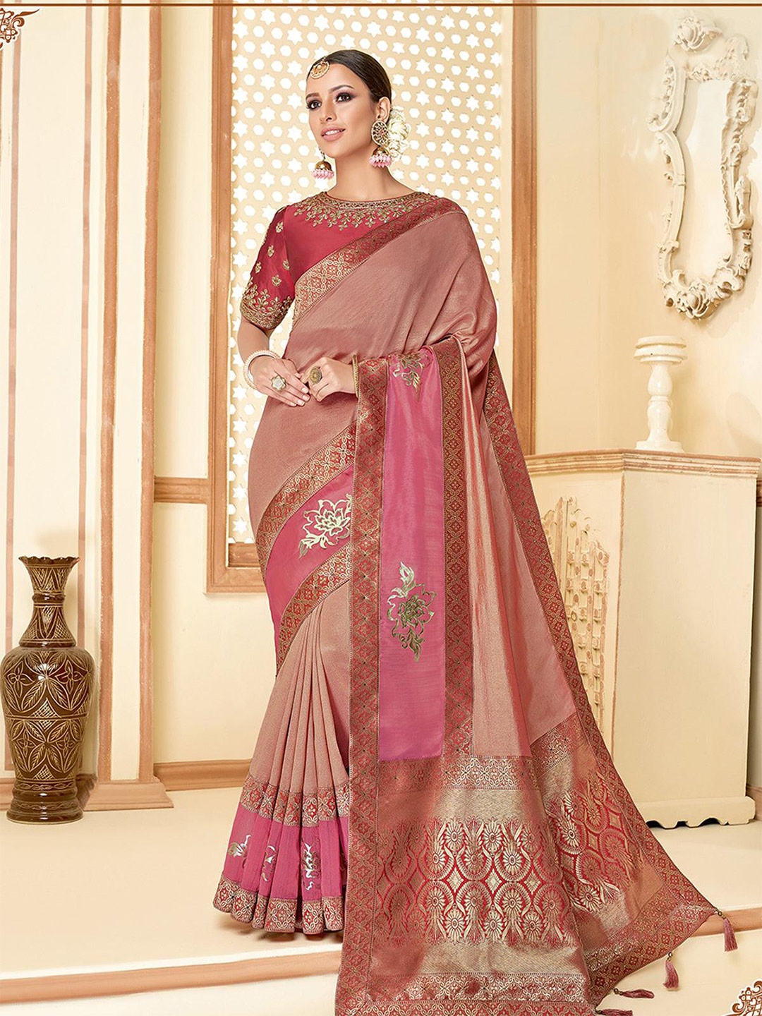 

ODETTE Floral Embroidered Silk Blend Saree With Tassle, Pink