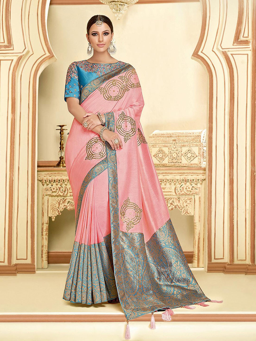 

ODETTE Woven Design Zari Saree, Pink