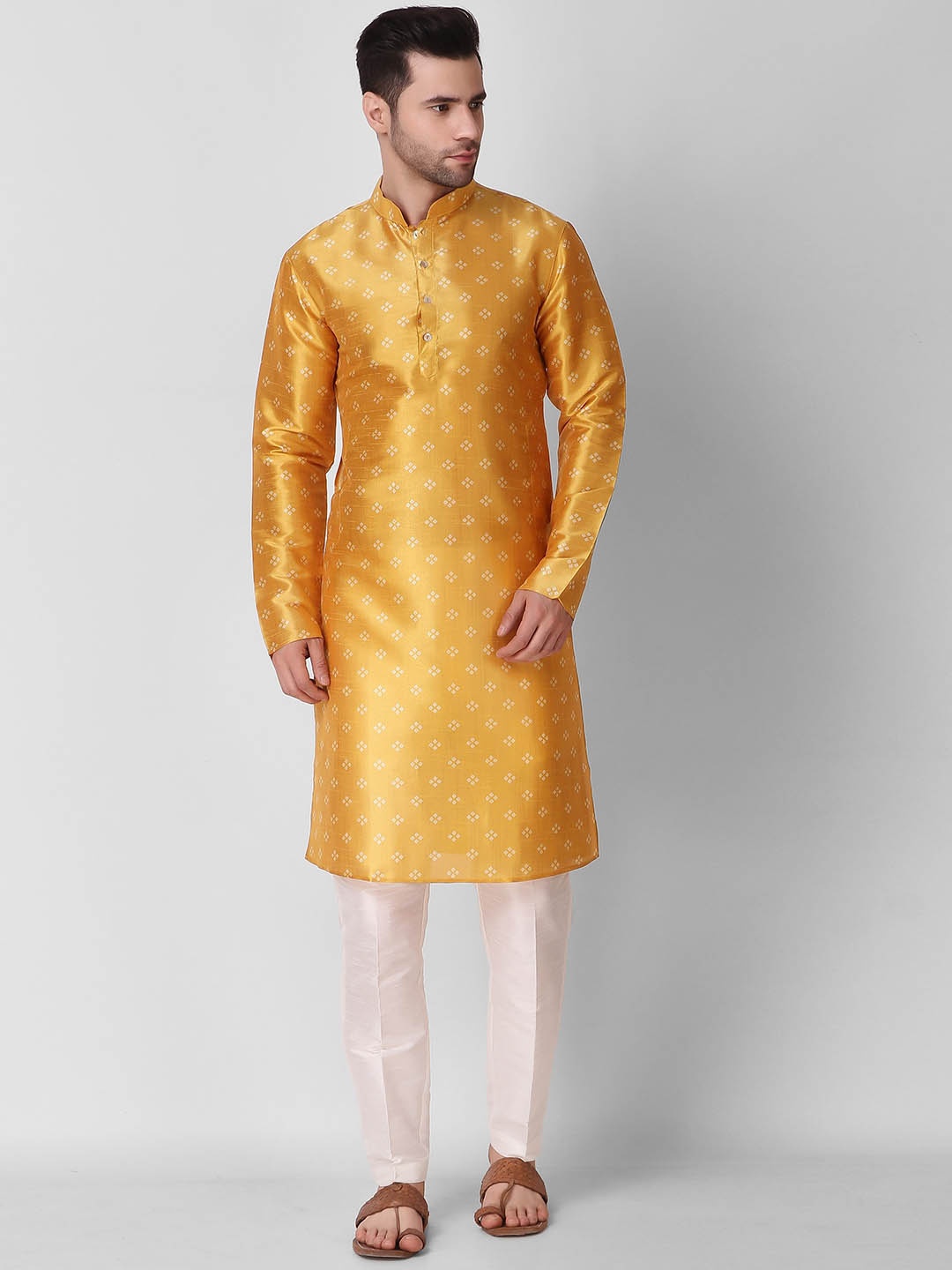 

Cult Indie Mandarin Collar Geometeric Printed Straight Kurta, Yellow