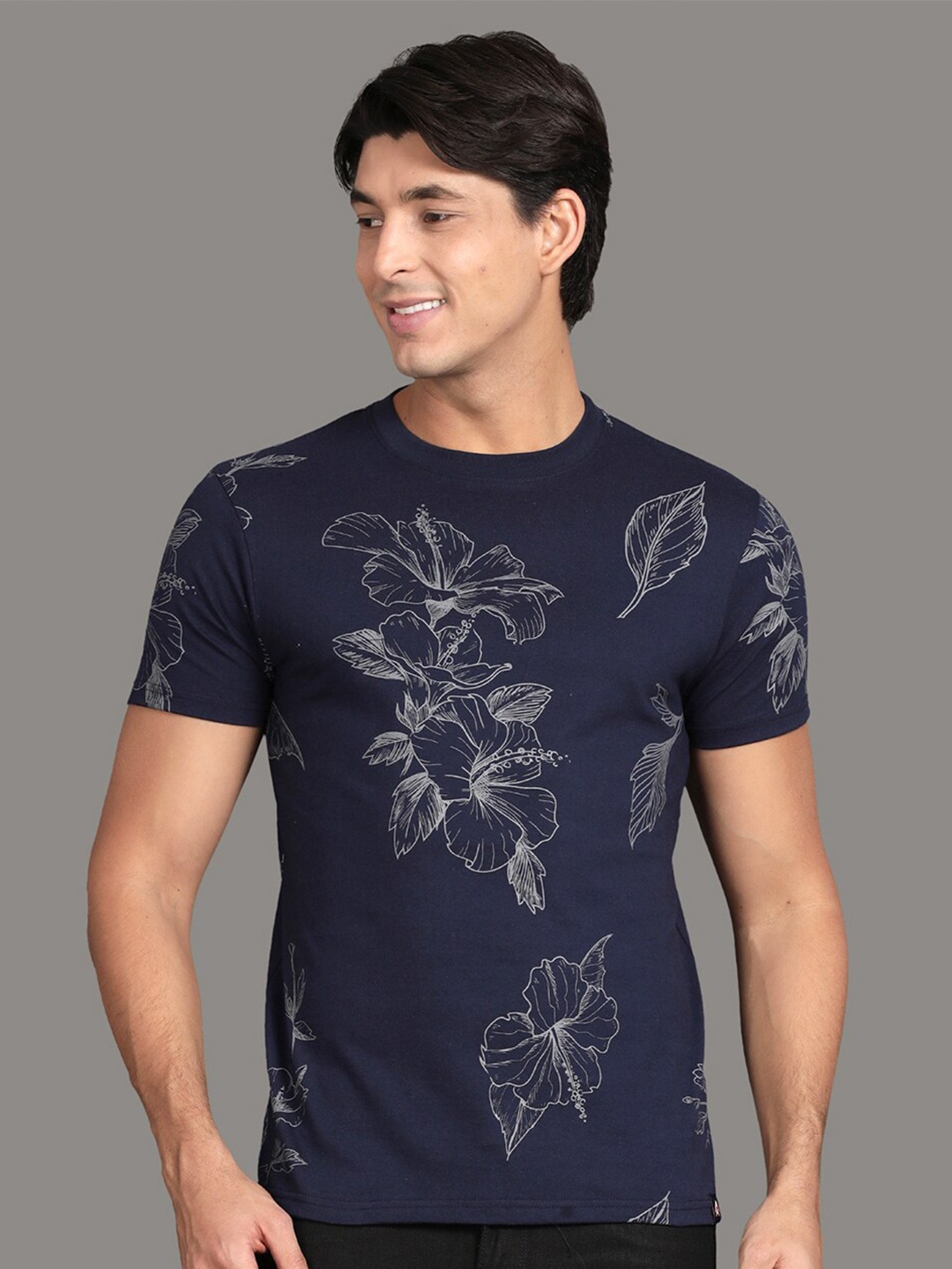 

Steenbok Floral Printed Round Neck Cotton T-shirt, Navy blue