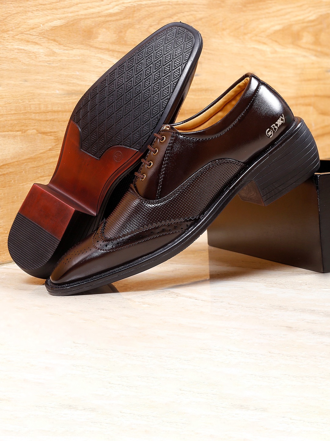

Bxxy Men Perforated Formal Elevator Brogues, Brown