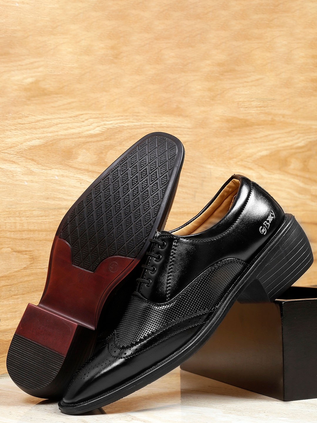 

Bxxy Men Perforated Formal Elevator Brogues, Black