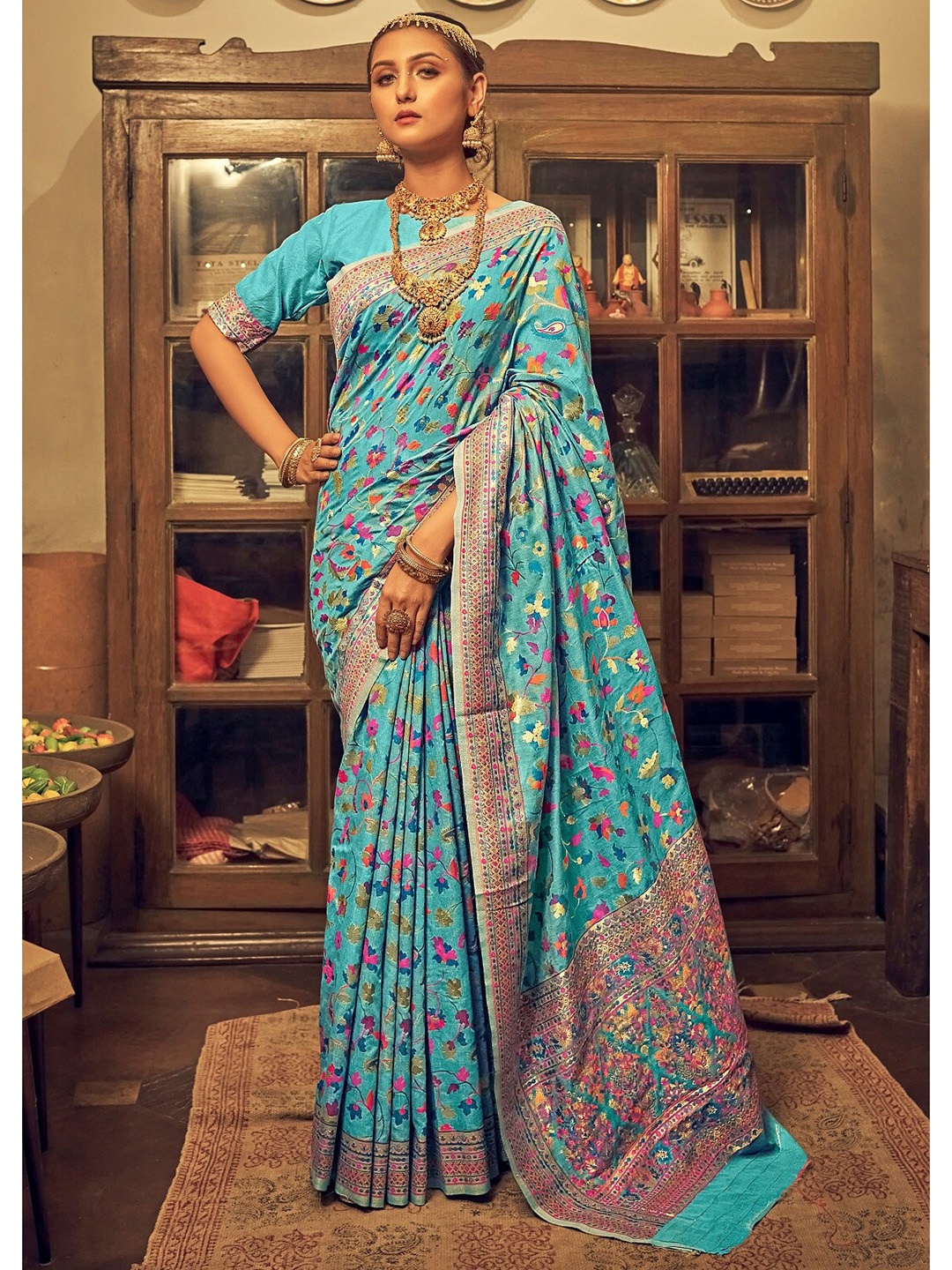 

Mitera Floral Silk Blend Zari Saree With Blouse Piece, Blue