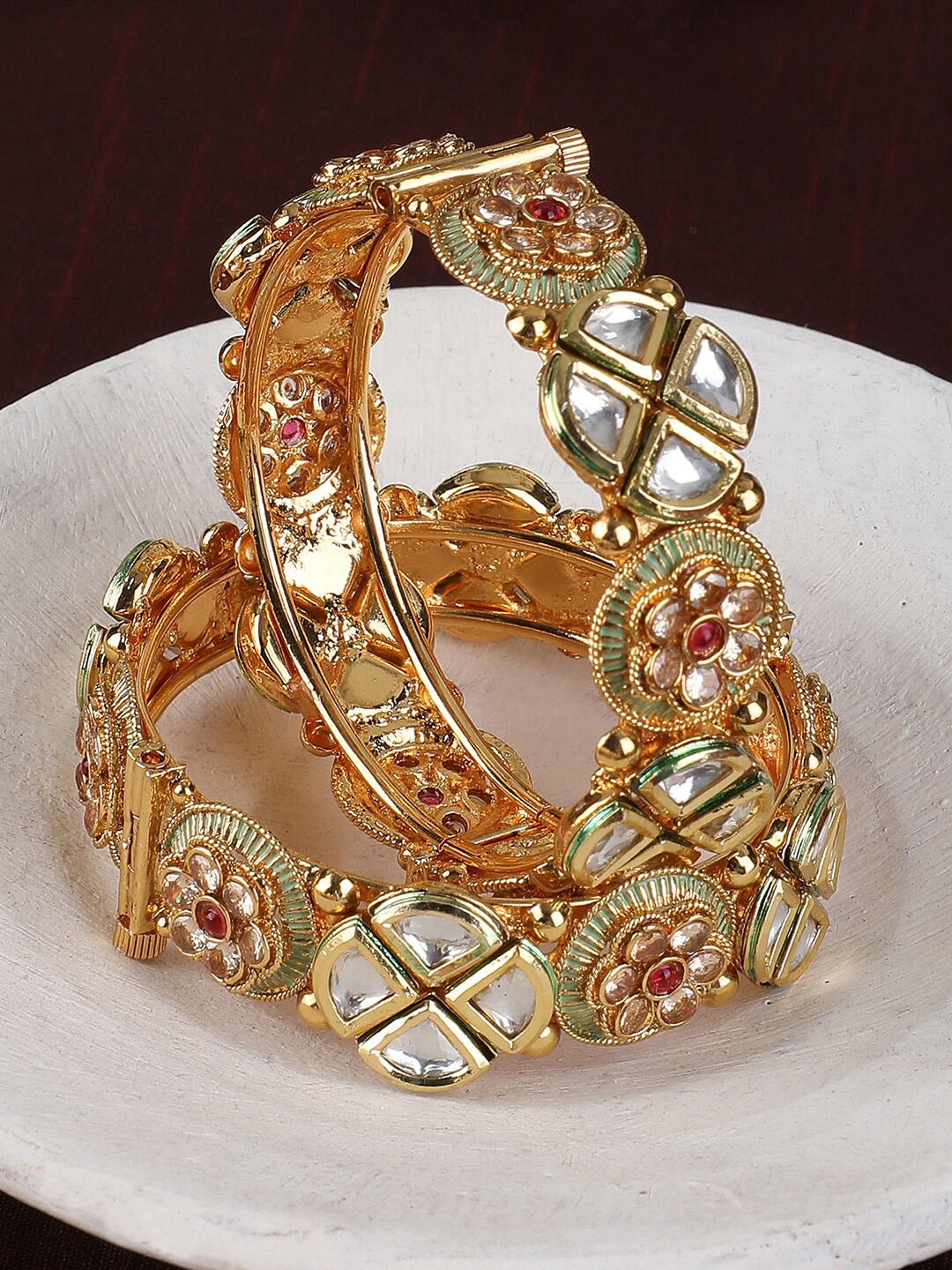 

ANIKAS CREATION Set Of 2 Gold-Plated & Kundan Stones Studded Bangles