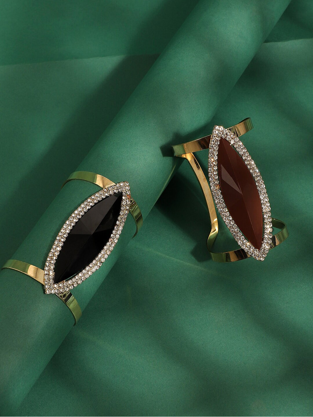 

SOHI Set Of 2 Gold-Plated Cuff Bracelets