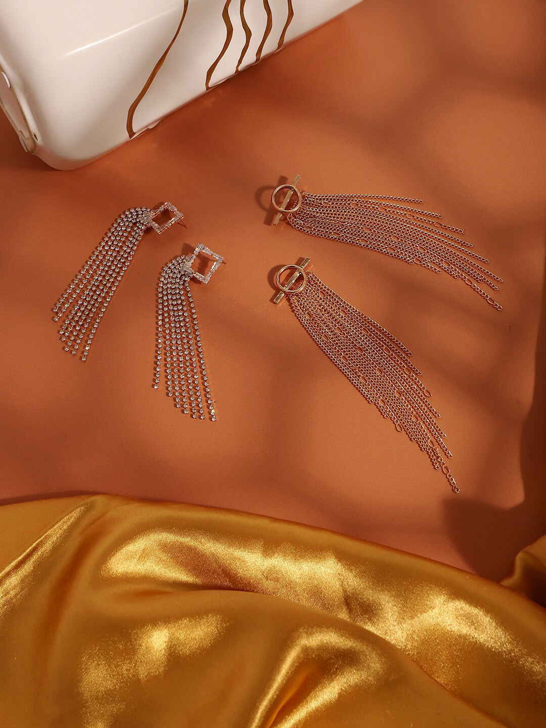 

SOHI 2Pcs Gold-Plated Contemporary Drop Earrings